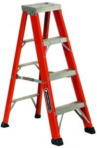 Ladder, Step Fiberglass 4 Steps, 4 ft OAH, 3'' Step Width, Type 1AA Rating : 375 lbs, OSHA Approved, LOUISVILLE (FS1304HD)